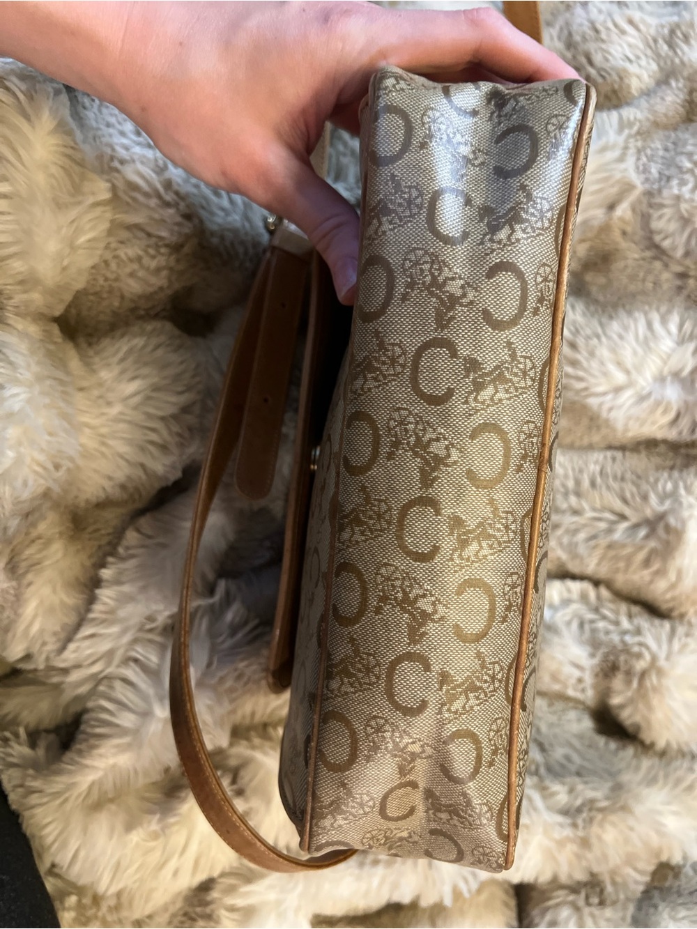 CELINE C Sulky Shoulder Bag Beige Gold (MSRP $725) - Picture 4 of 7